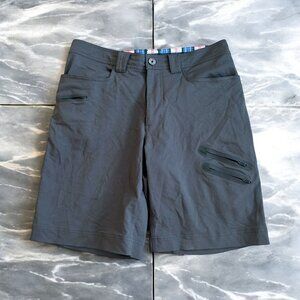 LULULEMON Men's Gray Pinstriped Shorts Size 33